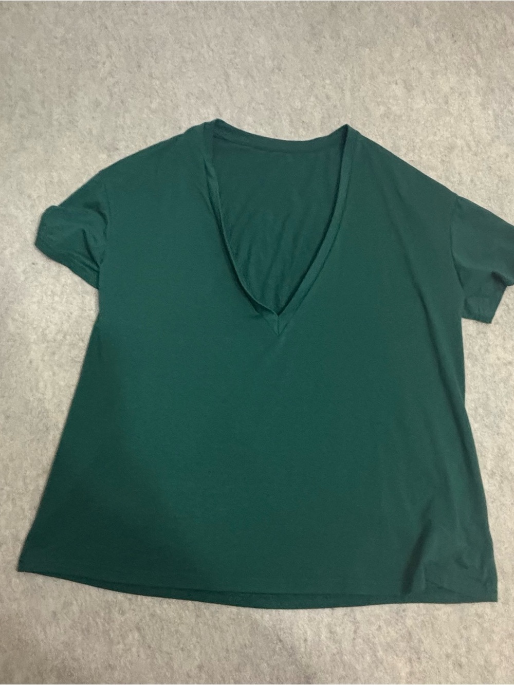 Women’s basic deep v neck size XL